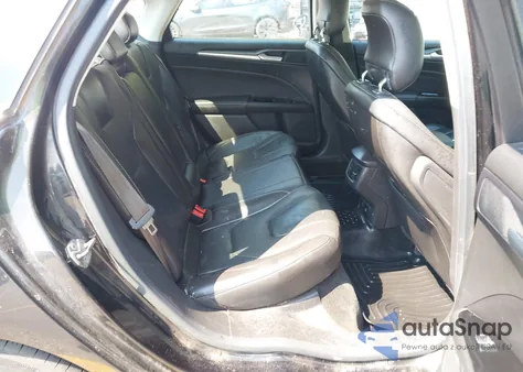 2013 Ford Fusion Hybrid Titanium из США, поврежденный, VIN 3FA6P0RU5DR322818